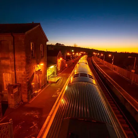 Herlihy's, Half-way-house Апартаменты Фарранфор