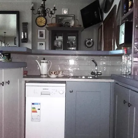 Herlihy's, Half-way-house شقة فارانفور