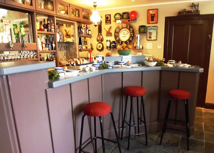 Lejlighed Herlihy's, Half-way-house *