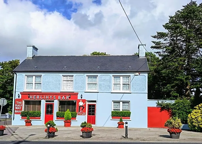 Herlihy's, Half-way-house Lejlighed *